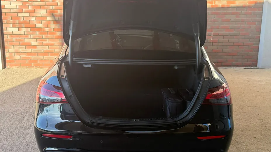 MERCEDES-BENZ E Klasa E 300 de AMG