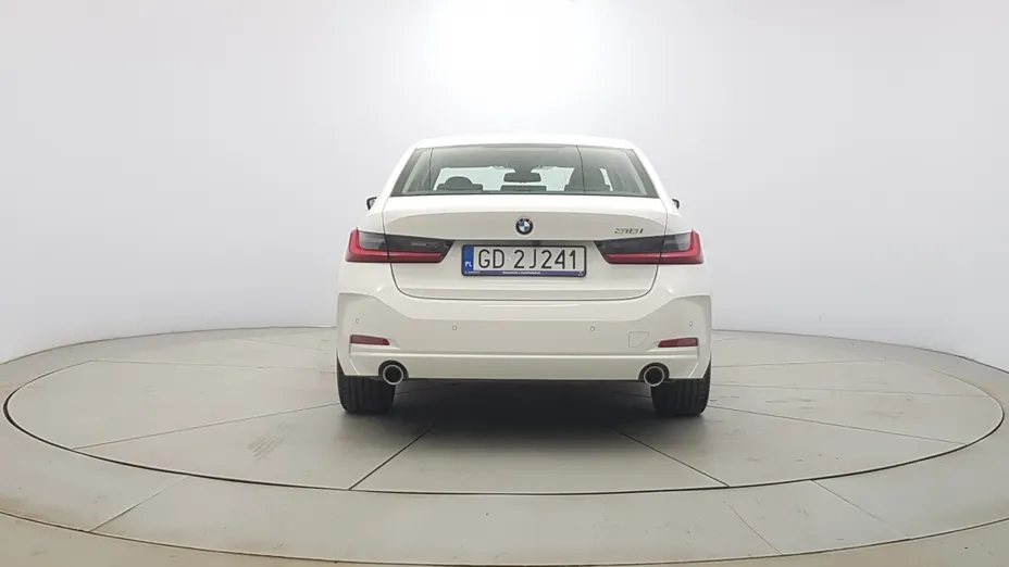 BMW Seria 3 318i aut