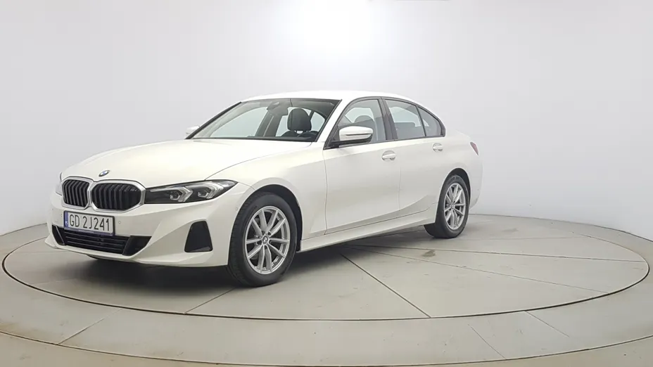 BMW Seria 3 318i aut