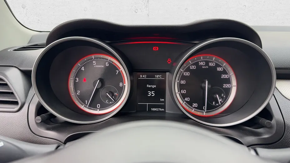 SUZUKI Swift Swift 1.2 Dualjet SHVS Premium