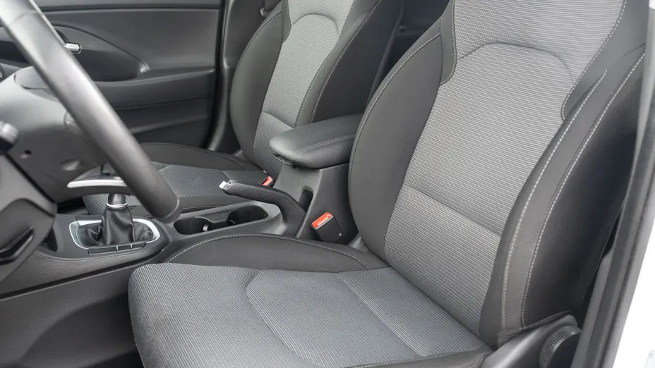 HYUNDAI i30 i30 1.0 T-GDI Modern
