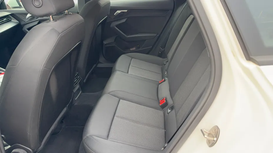 AUDI A3 A3 30 TFSI mHEV S tronic