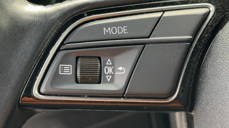 AUDI A3 A3 30 TFSI mHEV S tronic