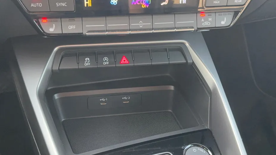 AUDI A3 A3 30 TFSI mHEV S tronic