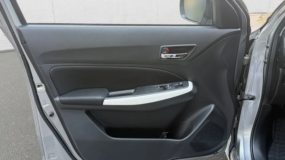 SUZUKI Swift Swift 1.2 Dualjet SHVS Premium