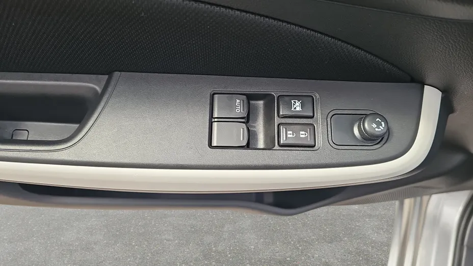 SUZUKI Swift Swift 1.2 Dualjet SHVS Premium