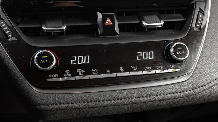 TOYOTA Corolla Corolla 1.5 Comfort