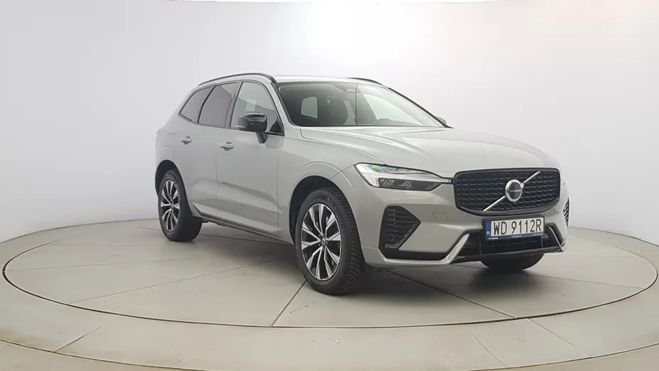 VOLVO XC60 XC60 B5 B AWD Plus Dark aut