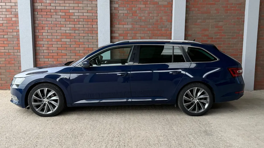 SKODA Superb Superb 2.0 TDI L&K DSG