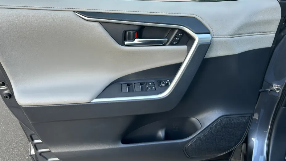 TOYOTA RAV4 RAV4 2.5 Hybrid Executive 4x4