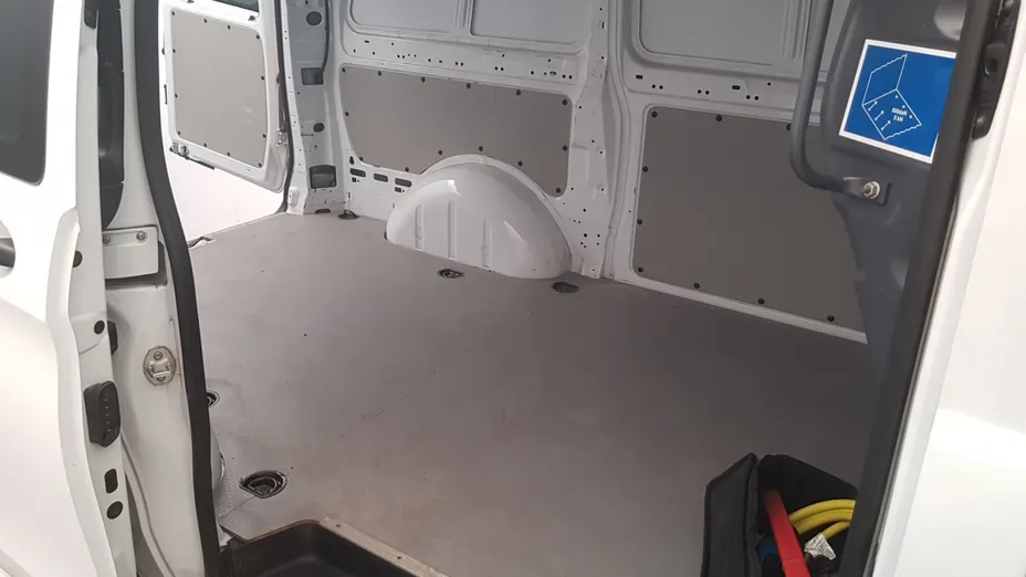 MERCEDES-BENZ Vito eVito 111 L2 447.603