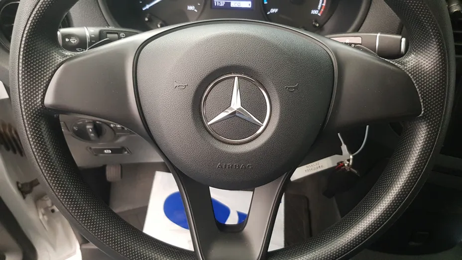 MERCEDES-BENZ Vito eVito 111 L2 447.603
