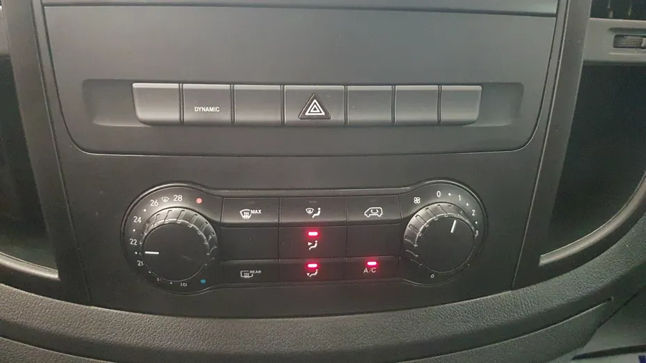 MERCEDES-BENZ Vito eVito 111 L2 447.603