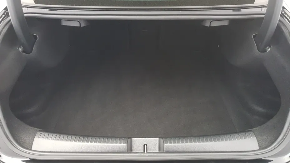 MERCEDES-BENZ CLA CLA 200 AMG Line 7G-DCT