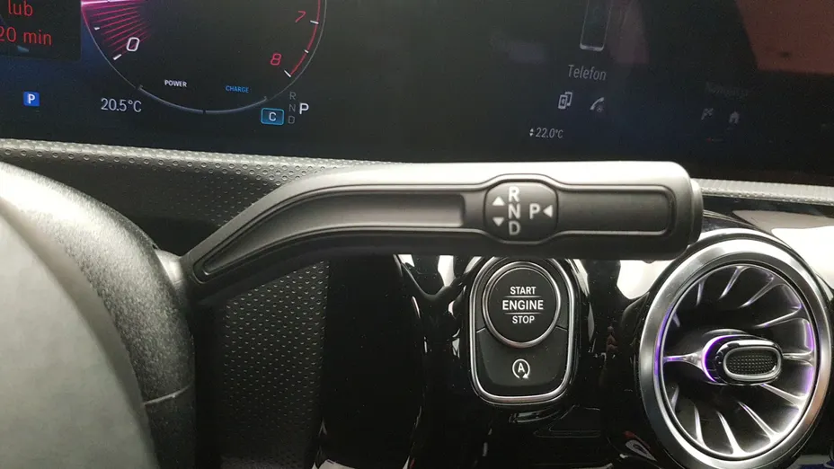 MERCEDES-BENZ CLA CLA 200 AMG Line 7G-DCT