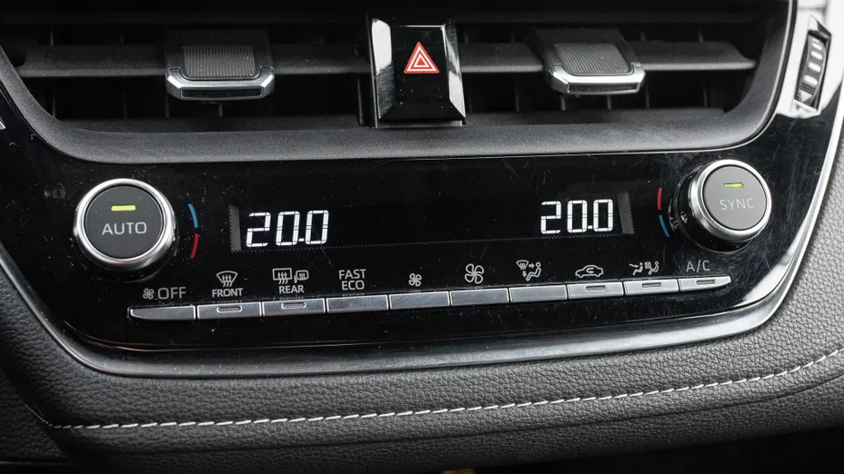 TOYOTA Corolla Corolla 1.8 Hybrid Style