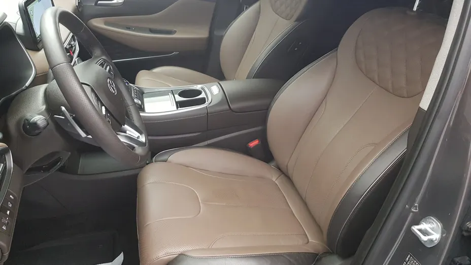 HYUNDAI Santa Fe Santa Fe 1.6 T-GDI HEV Platinum 4WD aut