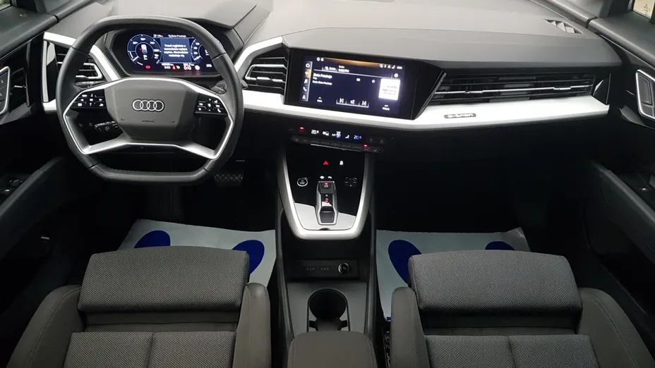 AUDI Q4 Q4 e-tron 40 77kWh Advanced