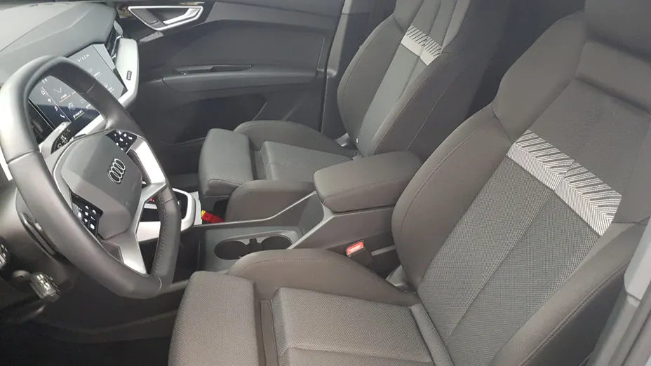 AUDI Q4 Q4 e-tron 40 77kWh Advanced