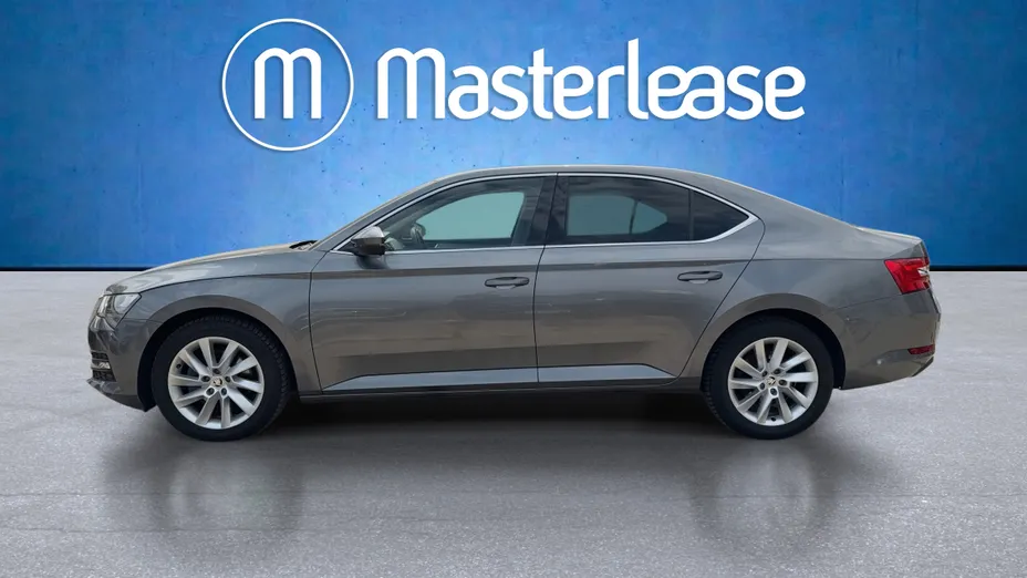 SKODA Superb Superb 2.0 TDI SCR Ambition DSG