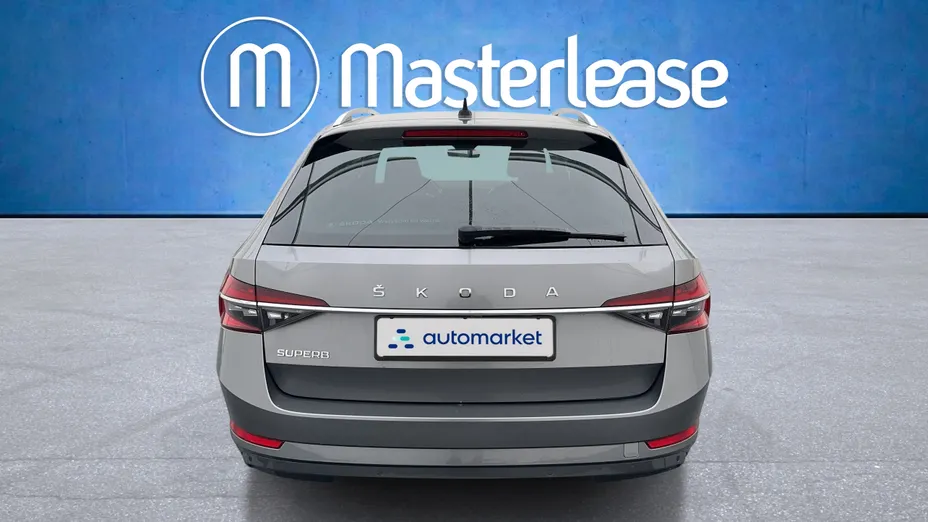SKODA Superb Superb 2.0 TDI SCR Style DSG