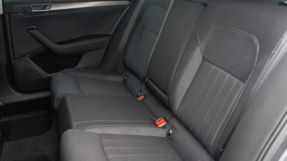 SKODA Superb Superb 2.0 TDI SCR Style DSG