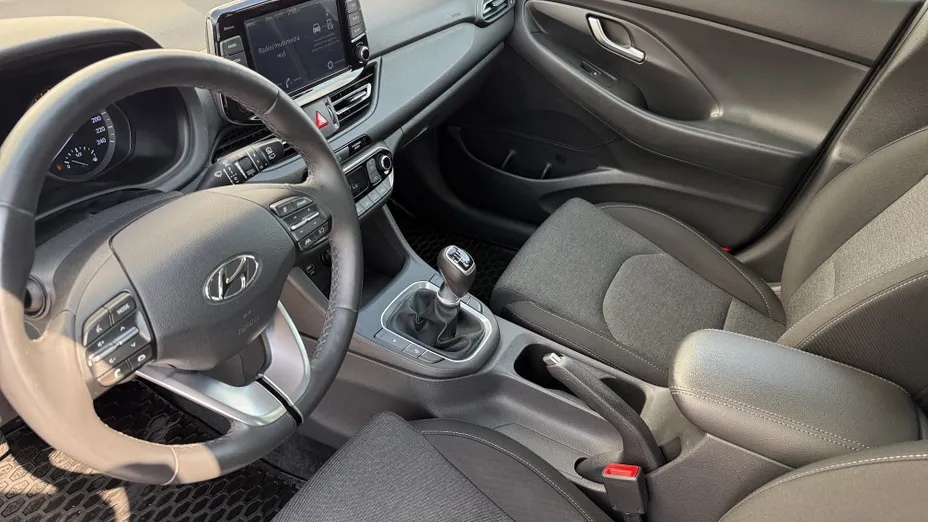 HYUNDAI i30 i30 1.5 DPI Smart