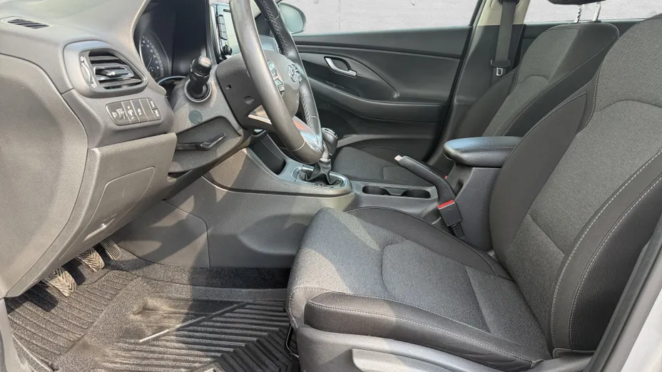 HYUNDAI i30 i30 1.5 DPI Smart