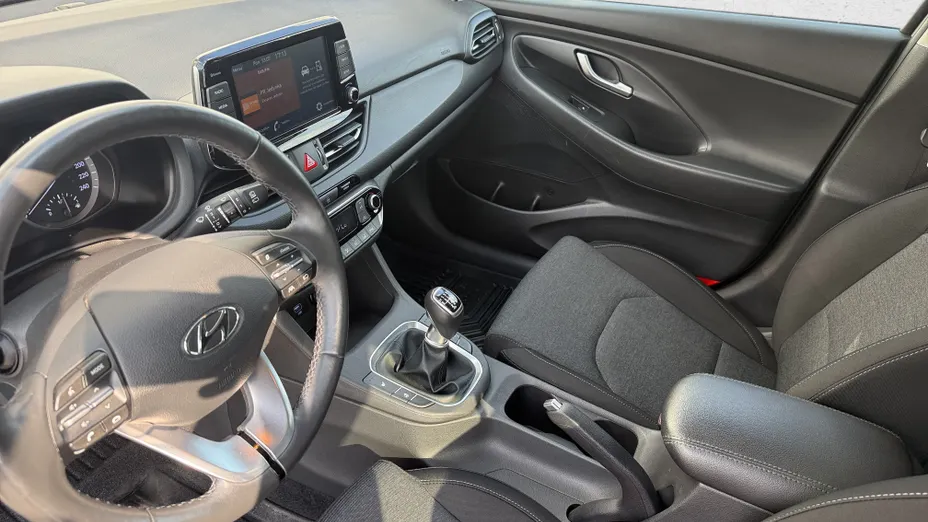 HYUNDAI i30 i30 1.5 DPI Smart