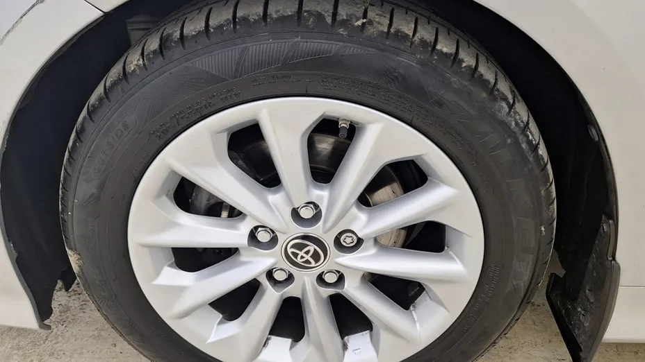 TOYOTA Corolla Corolla 1.5 Comfort MS