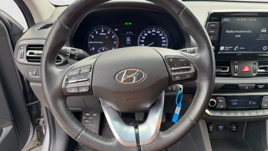 HYUNDAI i30 i30 1.5 DPI Smart