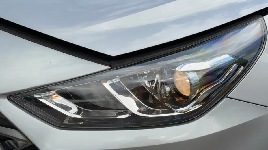 HYUNDAI i30 i30 1.5 DPI Smart