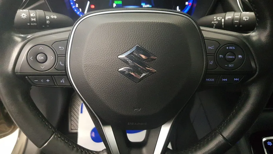 SUZUKI Swace Swace 1.8 Hybrid Premium Plus CVT