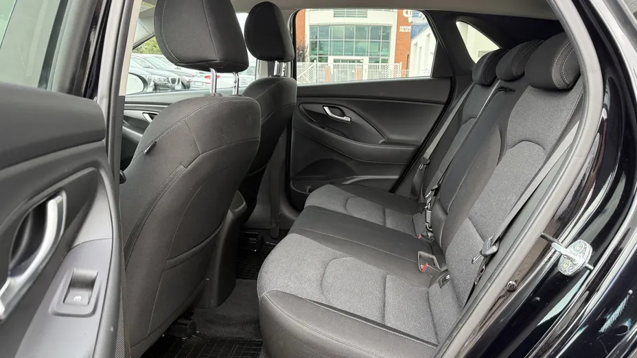 HYUNDAI i30 i30 1.0 T-GDI Smart