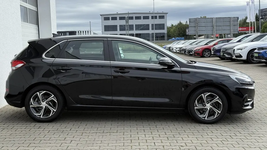 HYUNDAI i30 i30 1.0 T-GDI Smart
