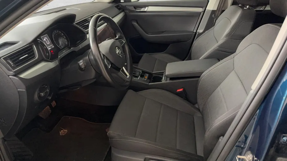 SKODA Superb Superb 2.0 TDI Ambition DSG