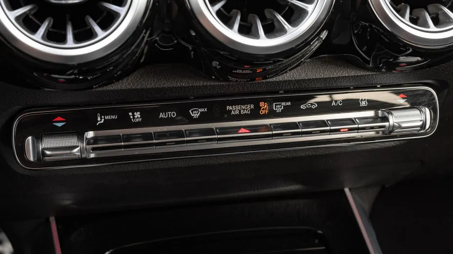 MERCEDES-BENZ EQB EQB 250 66.5kWh AMG