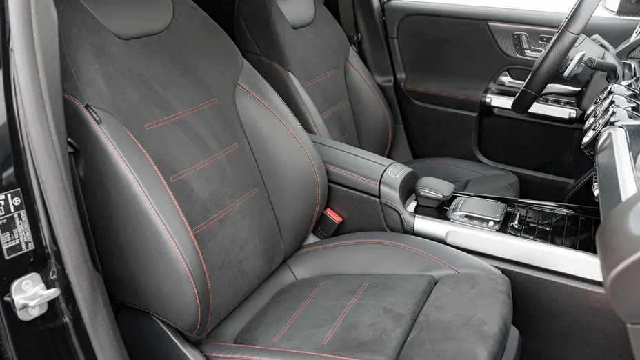 MERCEDES-BENZ EQB EQB 250 66.5kWh AMG