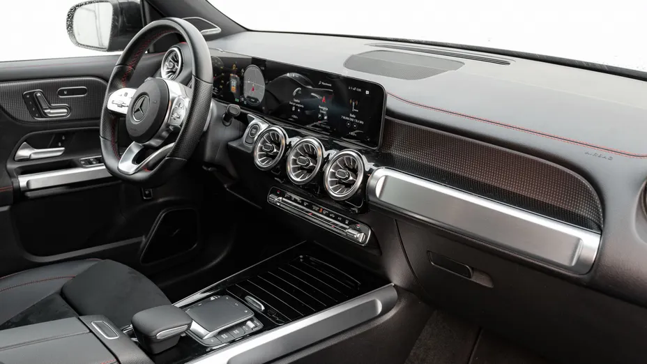 MERCEDES-BENZ EQB EQB 250 66.5kWh AMG