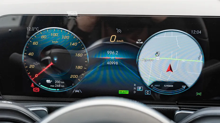 MERCEDES-BENZ EQB EQB 250 66.5kWh AMG