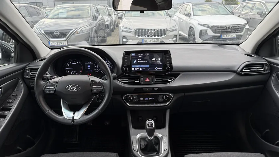 HYUNDAI i30 i30 1.0 T-GDI Smart