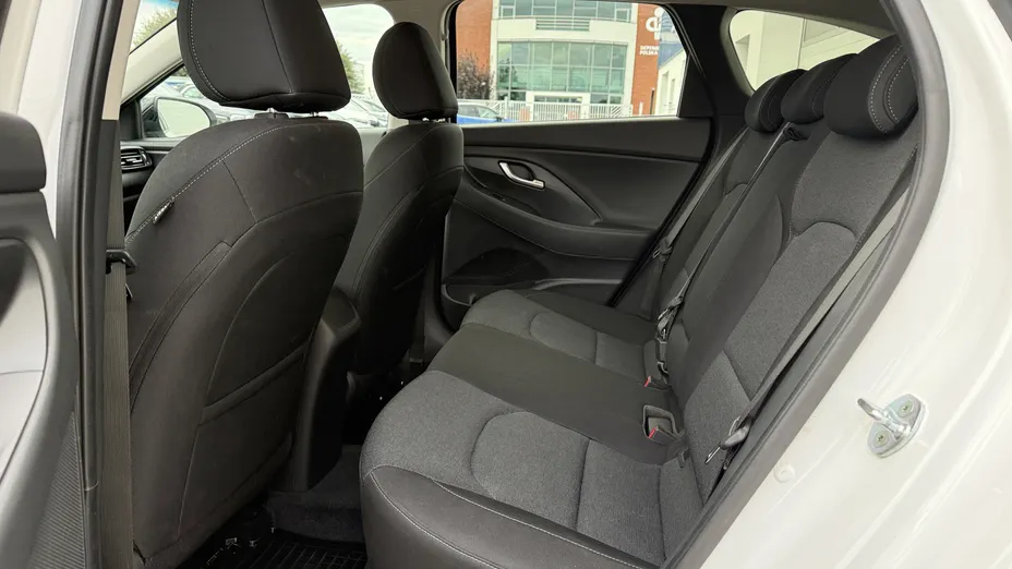 HYUNDAI i30 i30 1.0 T-GDI Smart