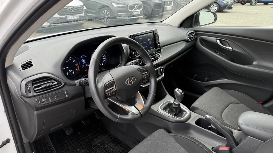 HYUNDAI i30 i30 1.0 T-GDI Smart