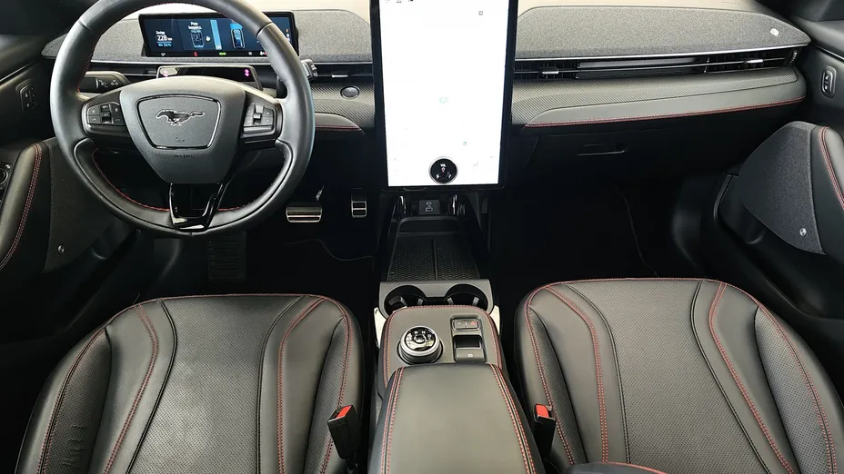 FORD Mustang Mach-E Mustang Mach-E 98kWh AWD