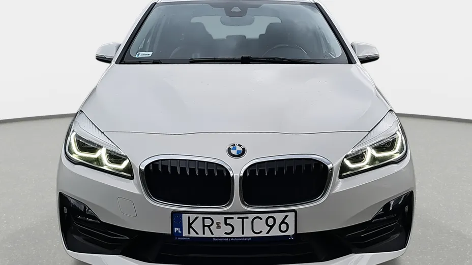BMW Seria 2 218d Sport Line aut