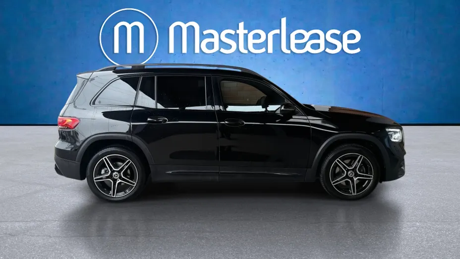 MERCEDES-BENZ GLB GLB 200 4-Matic AMG Line 8G-DCT