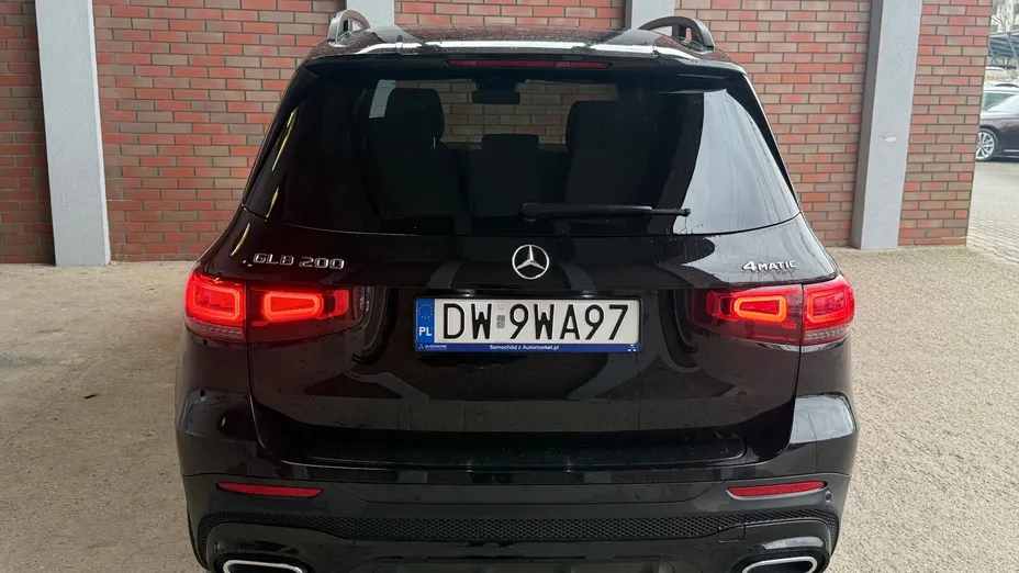 MERCEDES-BENZ GLB GLB 200 4-Matic AMG Line 8G-DCT
