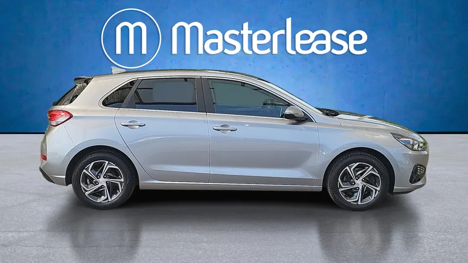 HYUNDAI i30 i30 1.5 DPI Smart