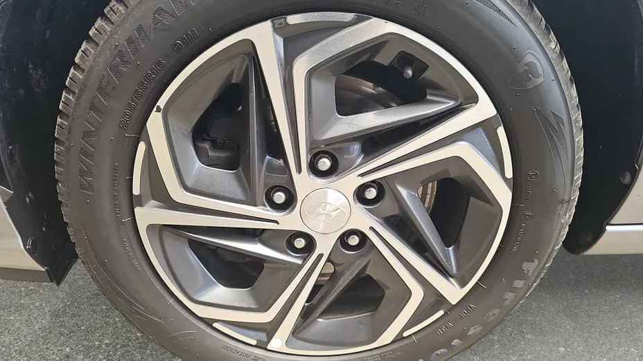 HYUNDAI i30 i30 1.5 DPI Smart