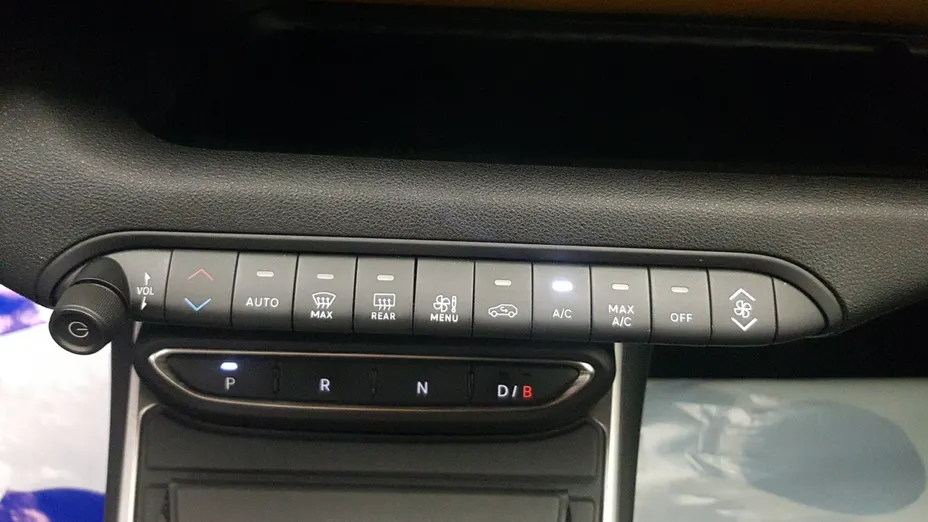 JEEP Avenger Avenger 54kWh Launch Edition